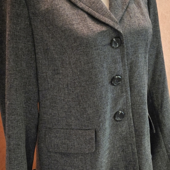 Studio C Gray Blazer Suit Jacket Notched Collar Button Up Faux Pockets Women's 8 - Picture 5 of 12